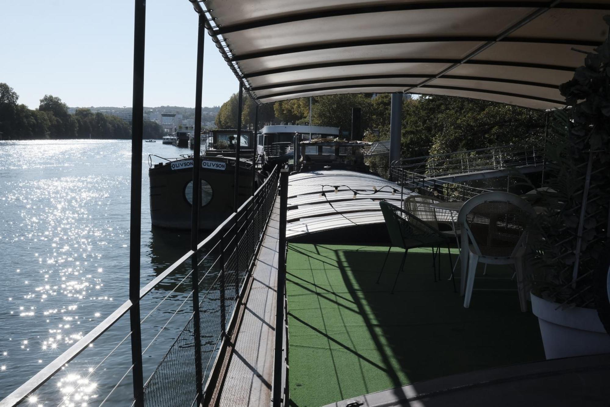 Belle Peniche Romantique A Paris Boulogne-Billancourt Exterior photo